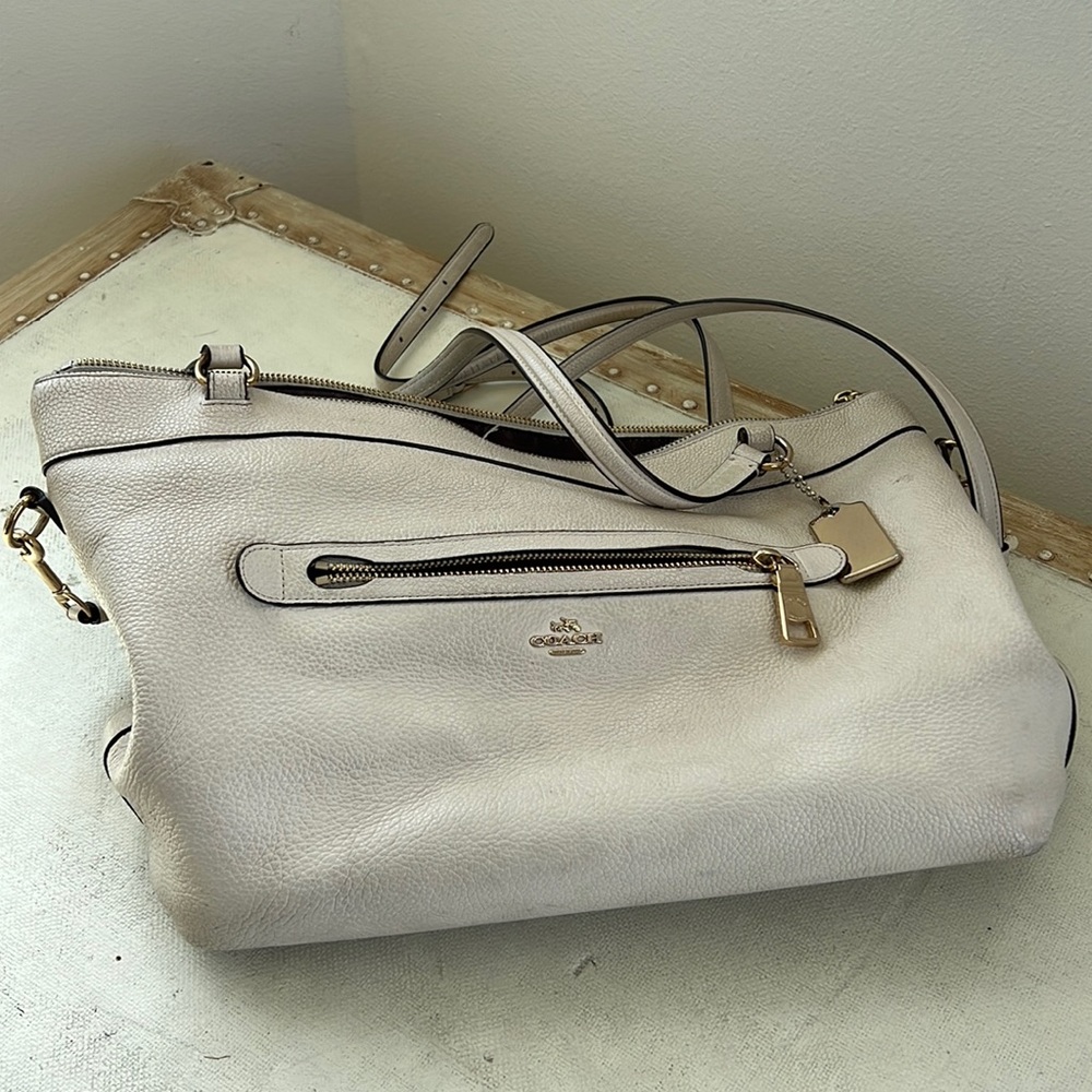 Coach cream leather handbag